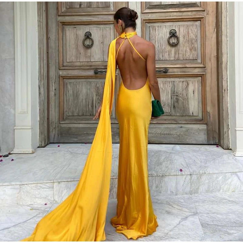 Elegant Satin Halter Dress – Backless Party Gown