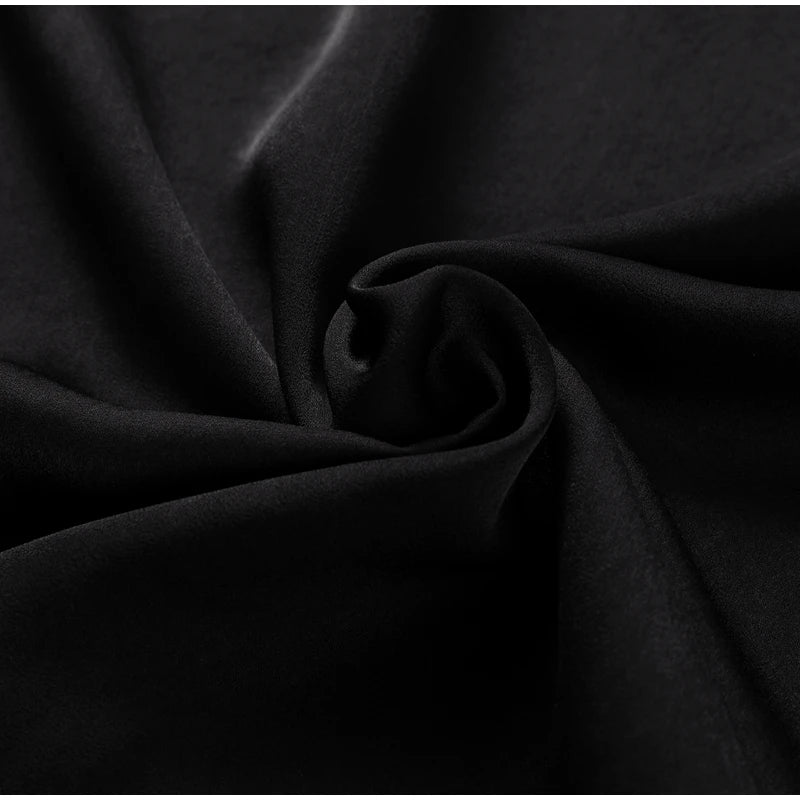 Elegant Satin Halter Dress – Backless Party Gown