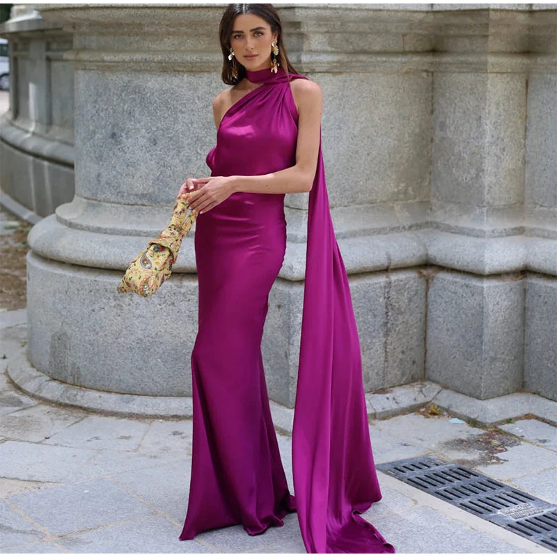 Elegant Satin Halter Dress – Backless Party Gown
